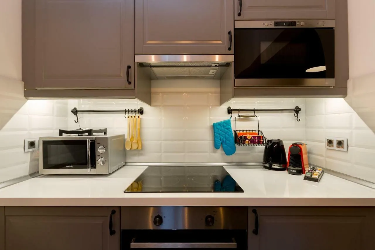 Luxury Twin 1-Bedroom In Kazinczy Street Budapest Hungary